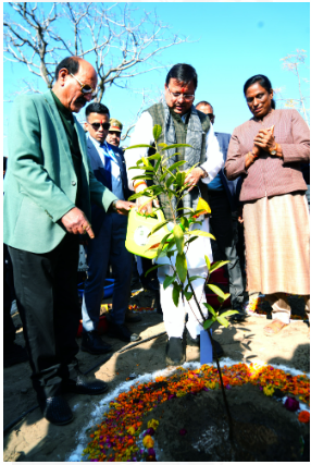 मुख्यमंत्री ने कहा खेल के साथ पर्यावरण का संरक्षण भी हमारे लिए जरूरी है।