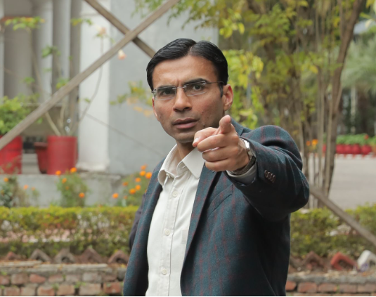 उप जिला अस्पताल ऋषिकेश में अव्यवस्थाओं की शिकायत पर डीएम फिर एक्शन में। 