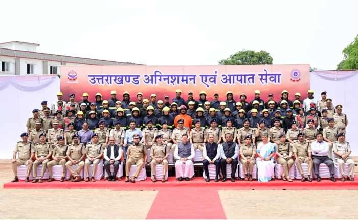 मुख्यमंत्री ने देहरादून में अग्निशमन सेवा सप्ताह के अवसर पर आयोजित कार्यक्रम में किया प्रतिभाग