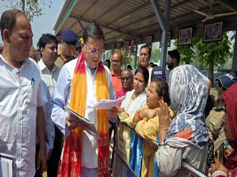 खटीमा में 254 लाख की धनराशि से निर्माणाधीन मां पूर्णागिरी मंदिर का स्थलीय निरीक्षण किया मुख्यमंत्री ने