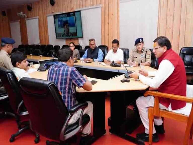 राज्य में कानून व्यवस्था का उल्लंघऩ करने वालों पर कड़ी कार्रवाई की जाए-मुख्यमंत्री धामी