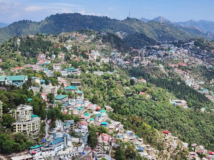 ऑपरेशन सिंदूर के बाद मसूरी के पर्यटन पर भी पड़ा असर,  बुकिंग में भी 50 फीसदी तक की आई कमी