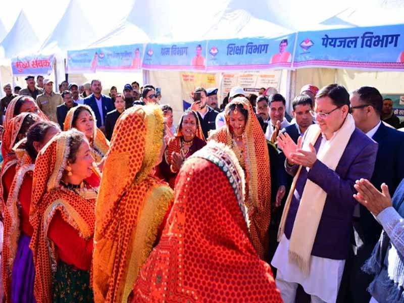 न्याय पंचायत जैनोली में आयोजित बहुउद्देशीय शिविर में मुख्यमंत्री ने स्वयं किया प्रतिभाग