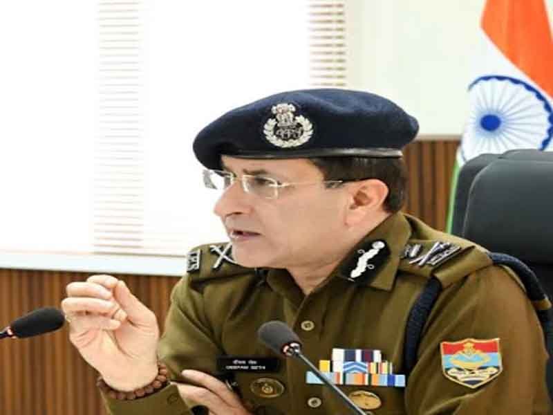 अवैध रूप से रह रहे विदेशी नागरिक, घुसपैठियों, बांग्लादेशी तथा संदिग्ध बाहरी व्यक्तियों को चिन्हित कर की जाएगी सख्त कार्यवाही