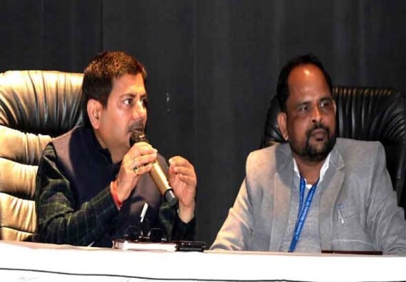 जनगणना एक महत्वपूर्ण जिम्मेदारी, सभी अधिकारी गंभीरता से निभाए दायित्व- एडीएम