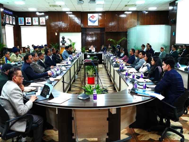 सीएम धामी के सख्त निर्देश कानून व्यवस्था से कोई समझौता नहीं