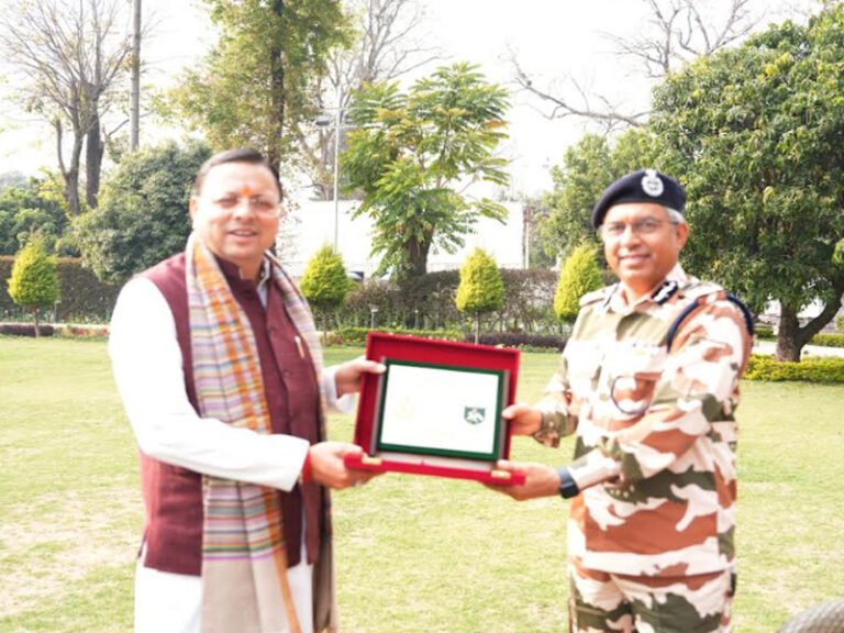 मुख्यमंत्री पुष्कर सिंह धामी से मिले डीजी आईटीबीपी