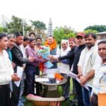 क्षेत्रीय जनप्रतिनिधियों से क्षेत्र में विकास योजनाओं के क्रियान्वयन में सक्रिय भागीदारी निभाने की भी अपेक्षा की मुख्यमंत्री ने