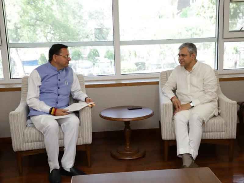 मुख्यमंत्री ने केंद्रीय मंत्री से भेंट कर रेल एवं ‘डिजिटल कुम्भ 2027’ पर की चर्चा