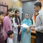 DM सविन बंसल ने 3 अविवाहित बेटियों की असहाय विधवा माता क्षमा का करवाया बैंक ऋण माफ, बैंक से दिलाई नो ड्यूज एनओसी