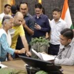 DM सविन बसंल की अध्यक्षता में जनता दर्शन कार्यक्रम का आयोजन, प्राप्त शिकायतों का समयबद्ध निस्तारण करने के निर्देश