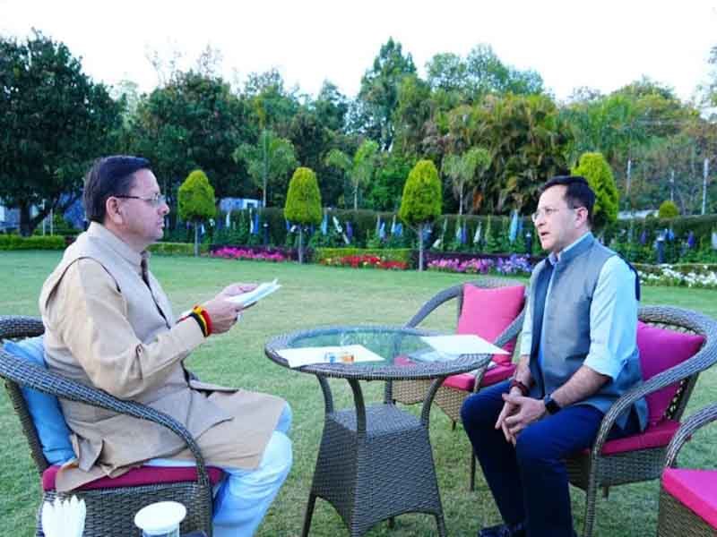 सीएम धामी ने पुलिस महानिदेशक सहित सभी पुलिस कार्मिको को दी बधाई