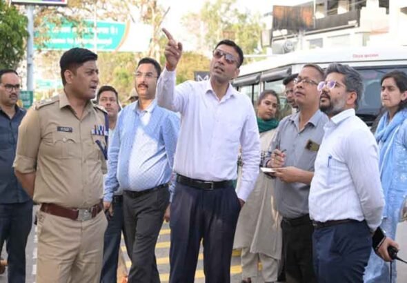 प्रधानमंत्री के आगमन से पहले देहरादून में तैयारियां तेज, डीएम ने किया स्थलीय निरीक्षण