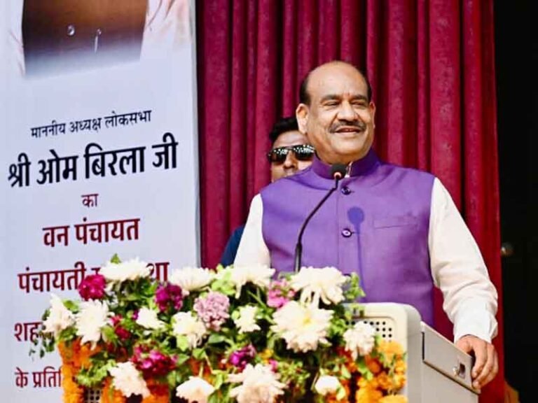 लोकसभा अध्यक्ष ओम बिरला ने सतत संरक्षण हेतु सामूहिक प्रयासों का आह्वान किया; सामुदायिक भागीदारी एवं पारंपरिक ज्ञान प्रणालियों पर दिया जोर
