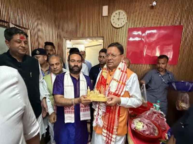 कामाख्या देवी मंदिर में पूजा-अर्चना की मुख्यमंत्री धामी ने