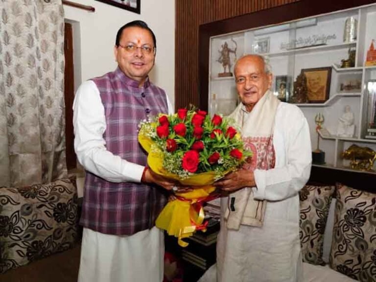 भगत सिंह कोश्यारी को पद्म भूषण से सम्मानित किया जाना न केवल उत्तराखण्ड बल्कि पूरे देश के लिए गौरव का विषय-मुख्यमंत्री धामी