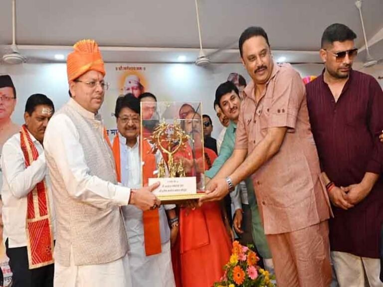 हरिद्वार में नव निर्मित आनंद धर्मशाला ट्रस्ट का लोकार्पण किया मुख्यमंत्री पुष्कर सिंह धामी ने