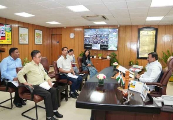 खाद्य, नागरिक आपूर्ति एवं उपभोक्ता मामले विभाग के साथ समीक्षा बैठक की मुख्य सचिव आनन्द बर्द्धन ने