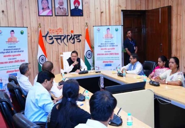 4,400 श्रमिकों को 11 करोड़ रुपये वितरित किए मुख्यमंत्री पुष्कर सिंह धामी ने