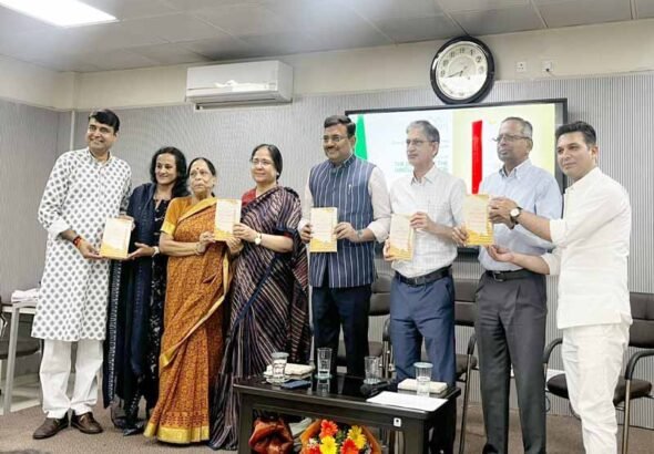 अतीत का प्रतिशोध नहीं लिया जा सकता, उसे केवल समझा जा सकता है: देहरादून में लेखक शशि रंजन कुमार ने रखे विचार