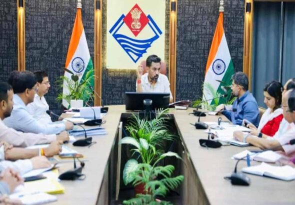नशे की सप्लाई चेन तोड़ने एवं जागरूकता अभियान को जन-आंदोलन बनाने पर डीएम ने दिया जोर