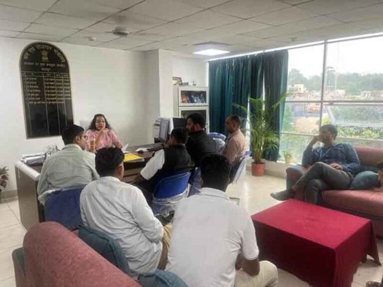 देहरादून स्थित उप मुख्य श्रम आयुक्त (केंद्रीय) ने ग्रेच्युटी मामलों के शीघ्र निपटान के लिए विशेष शिविर का किया आयोजन