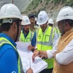 मुख्य सचिव ने किया लखवाड़ बहुउद्देशीय परियोजना का स्थलीय निरीक्षण