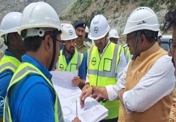 मुख्य सचिव ने किया लखवाड़ बहुउद्देशीय परियोजना का स्थलीय निरीक्षण