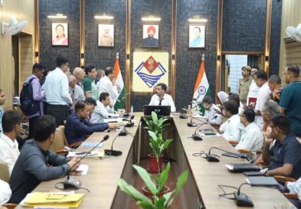 बेटे की गेमिंग लत से परिवार बदहाल, मां ने लगाई आर्थिक मदद की गुहार