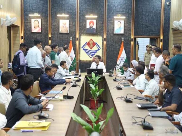 बेटे की गेमिंग लत से परिवार बदहाल, मां ने लगाई आर्थिक मदद की गुहार