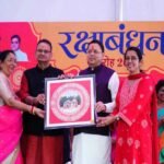 चौधरी फार्म और सर्वे स्टेडियम में बहनों के बीच पहुंचे मुख्यमंत्री धामी