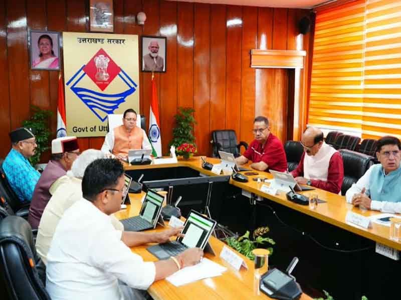 प्रदेशभर की सड़कों को दुरुस्त करने के संबंध में कैबिनेट बैठक में हुआ विस्तृत विचार-विमर्श