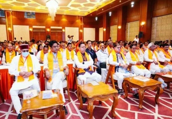 मुख्यमंत्री पुष्कर सिंह धामी ने कुंवावाला, देहरादून में सुना प्रधानमंत्री के ‘मन की बात’ कार्यक्रम का 137वां संस्करण