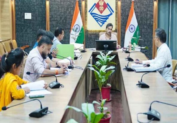 विशेष शिविर लगाकर बनाए जाएंगे आय-जाति प्रमाण पत्र और आधार कार्ड