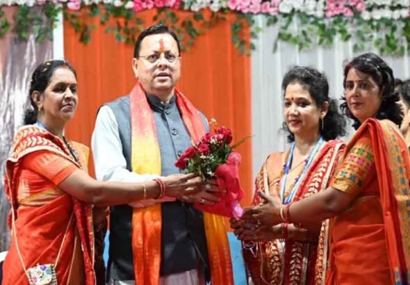 विकास के साथ अपनी धार्मिक एवं सांस्कृतिक विरासत को संरक्षित कर रहा उत्तराखण्डः सीएम धामी